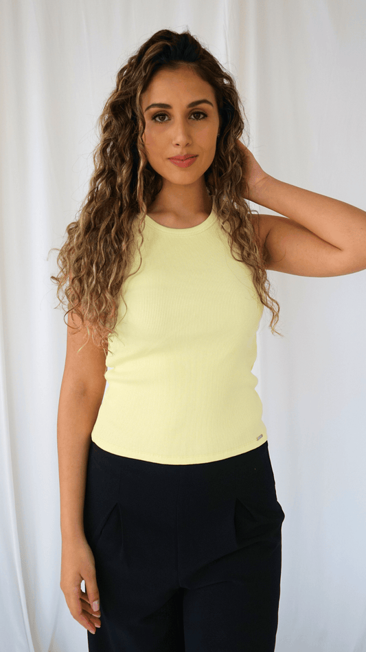 Top de malha amarelo