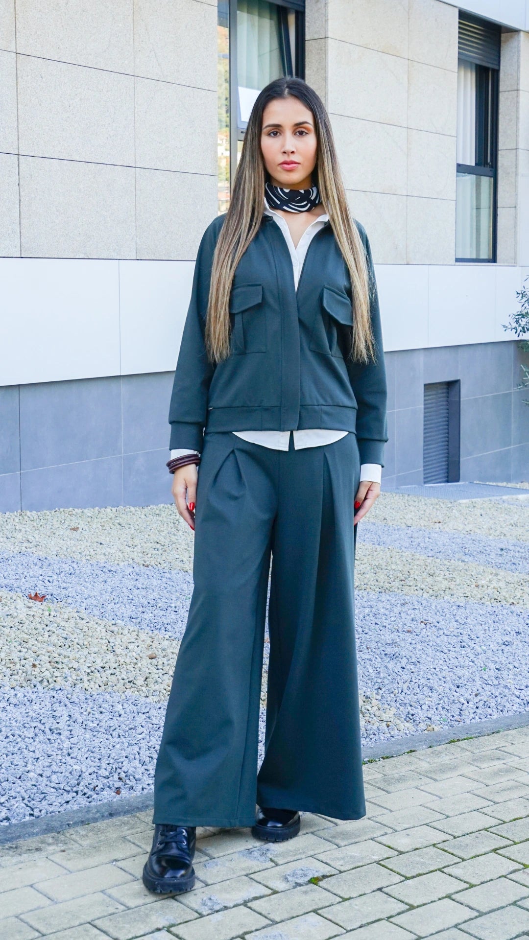 Conjunto Calças e Casaco